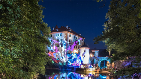 Pandemija je spodbudila trende, ki nakazujejo ODMIK od množičnega turizma