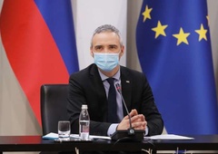 Cigler Kralj: Nova višina minimalne plače pri 1024 evrov bruto