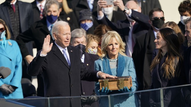 Joe Biden prisegel kot 46. predsednik ZDA (foto: Profimedia)