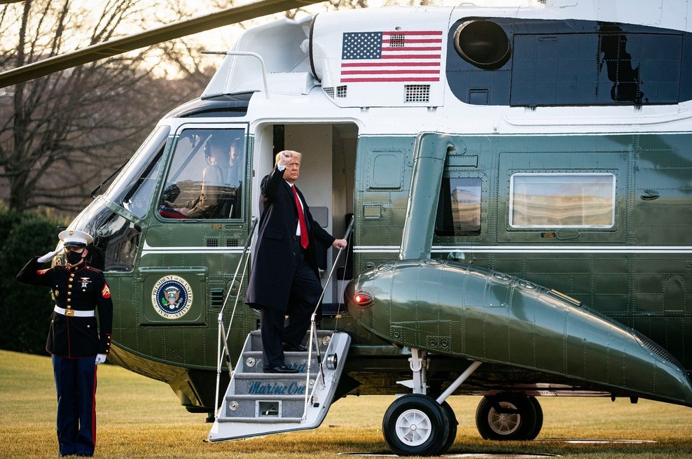 Republikanci predlagajo, da se ustavna obtožba Trumpu odloži za dva tedna (foto: Profimedia)