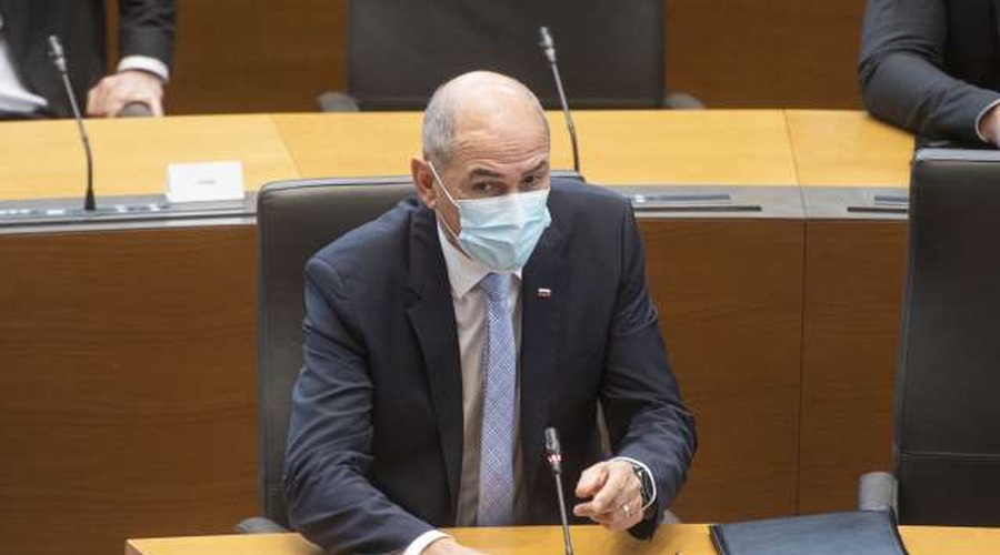 Janša: Odprtje šol in vrtcev v torek še pod vprašajem (foto: Bor Slana/STA)