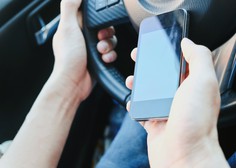 Policisti do 7. februarja poostreno nad uporabo telefonov med vožnjo