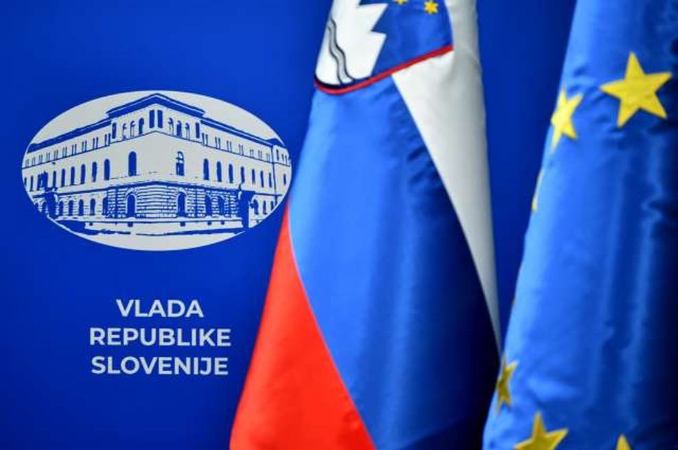 Za vstop v Slovenijo veljaven tudi hitri test, sproščanje ukrepov v nekaterih dejavnostih (foto: Tamino Petelinšek/STA)