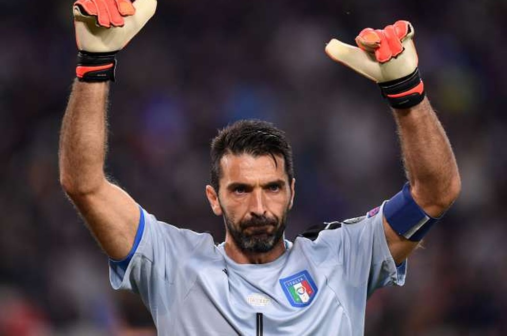 Proti Buffonu uvedli disciplinski postopek zaradi bogokletstva (foto: Xinhua/STA)