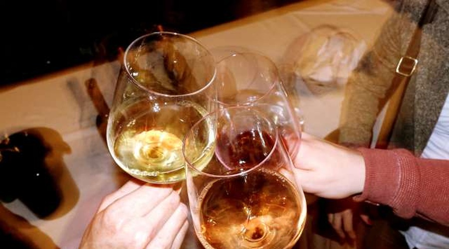 Prebivalec Slovenije v minulem letu v povprečju spil manj vina (foto: Daniel Novakovič/STA)