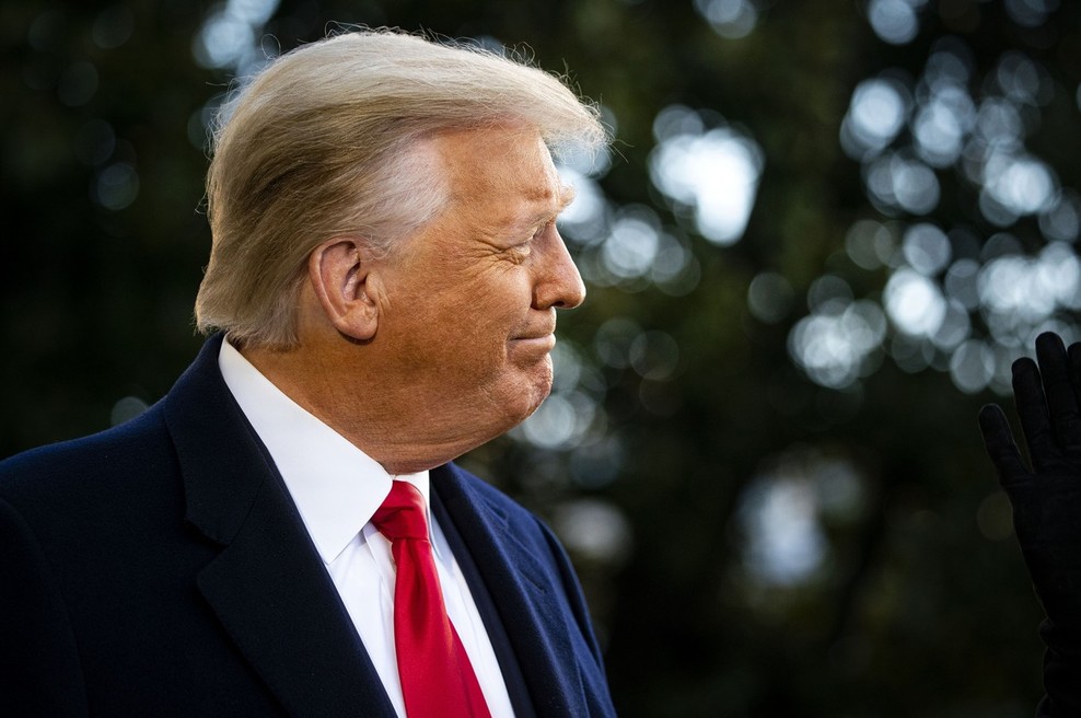 Pred začetkom sojenja zaradi ustavne obtožbe Trump ostal brez odvetnikov (foto: profimedia)