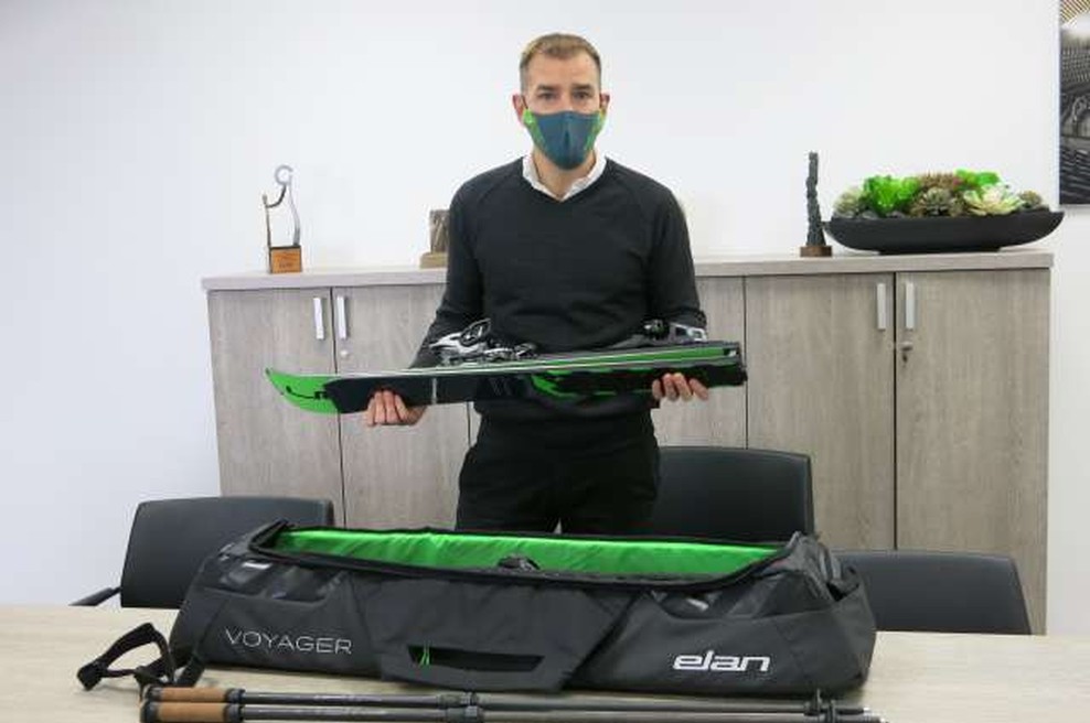 Elan predstavil prve visoko zmogljive zložljive vsestranske karving smuči na svetu (foto: Tinkara Zupan/STA)