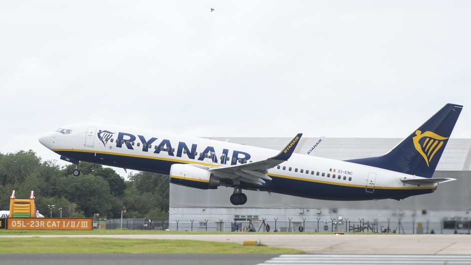 
                            Ryanair napoveduje rekordno izgubo (foto: Profimedia)