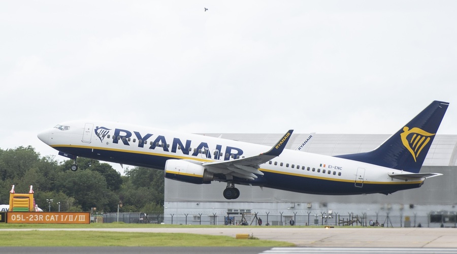 Ryanair napoveduje rekordno izgubo (foto: Profimedia)