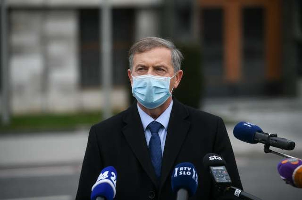 Erjavec za naslednji teden napovedal vložitev konstruktivne nezaupnice z 10 poslanskimi podpisi (foto: Nebojša Tejić/STA)