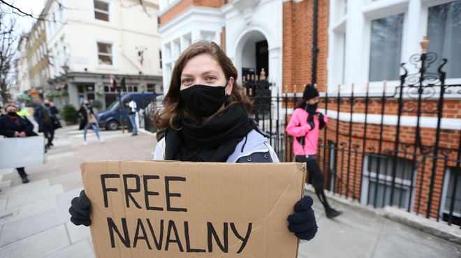 Sodišče Navalnemu odredilo več kot tri leta zapora (foto: Profimedia)