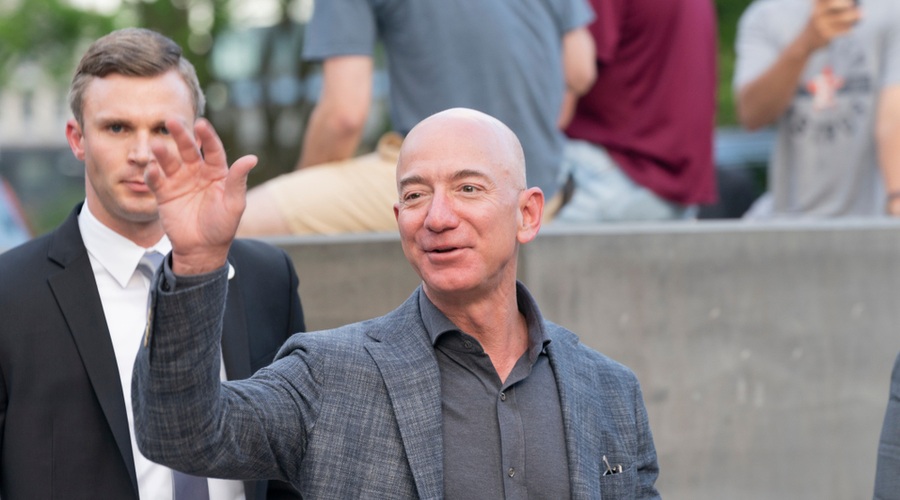 Ustanovitelj Amazona Jeff Bezos odhaja s položaja glavnega izvršnega direktorja (foto: Shutterstock)