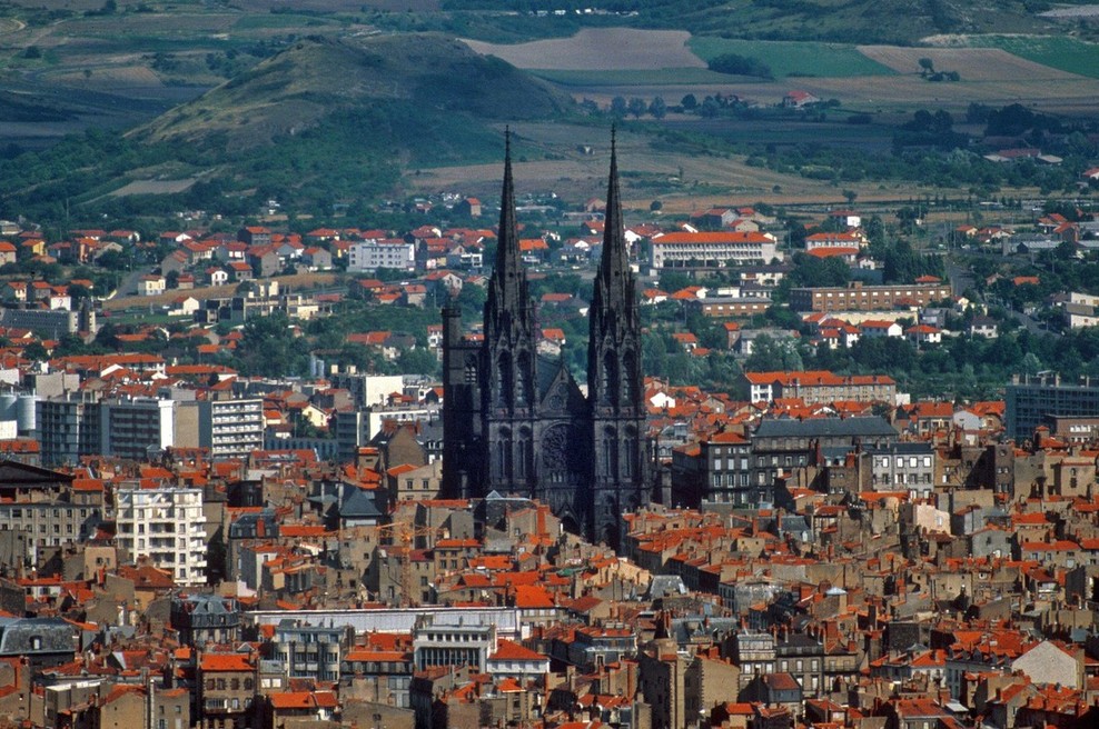 Glavna nagrada na festivalu kratkega filma slovenskemu filmu Sestre (foto: profimedia)