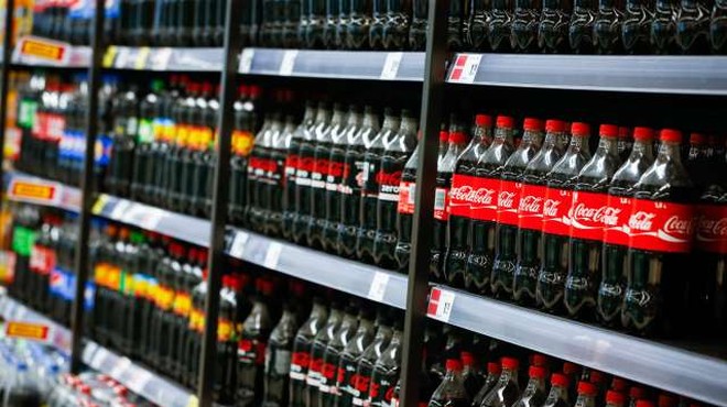 Coca-Cola v ZDA napovedala plastenke iz izključno reciklirane plastike (foto: Anže Malovrh/STA)