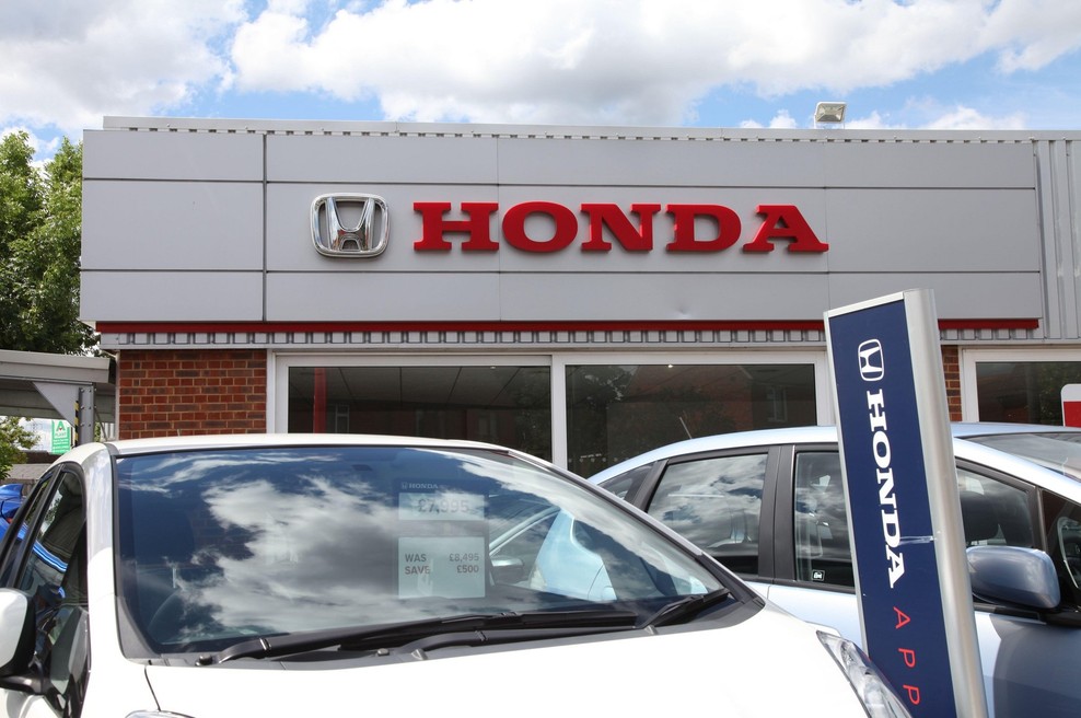 Honda z rastjo dobička, Nissan še z izgubo (foto: Profimedia)