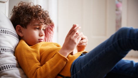 "Prepogosto se dogaja, da nam internet poslabšuje zdravje in kvaliteto življenja"