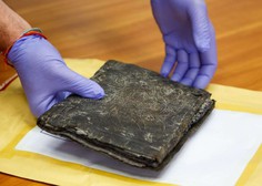 S prodajo delno ponarejenih starodavnih knjig želeli zaslužiti milijone