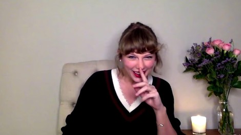 Taylor Swift s starimi albumi v novi preobleki začela bitko za lastno glasbo