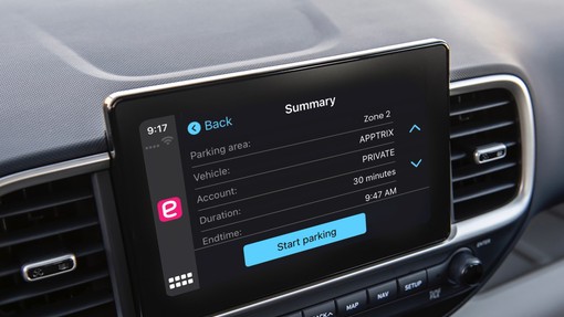 To je prva aplikacija za parkiranje, ki omogoča plačevanje parkirnine in polnjenje električnega vozila