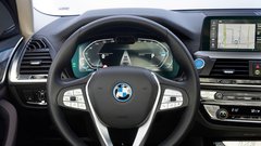 To je povsem električni športni terenec, ki narekuje trende