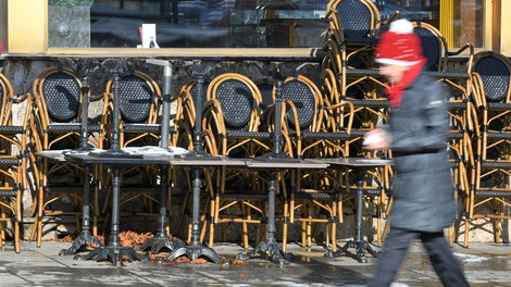 V Avstriji bodo restavracije in hoteli zaprti do velike noči, na Tirolskem še vedno omejitev gibanja