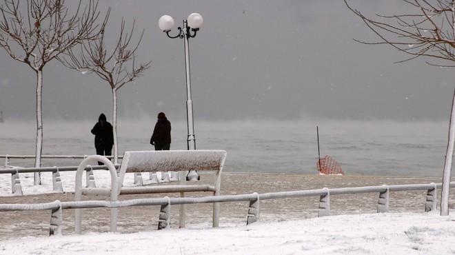 Grčijo zajelo obilno sneženje, kakršnega ne pomnijo že več let (foto: Profimedia)