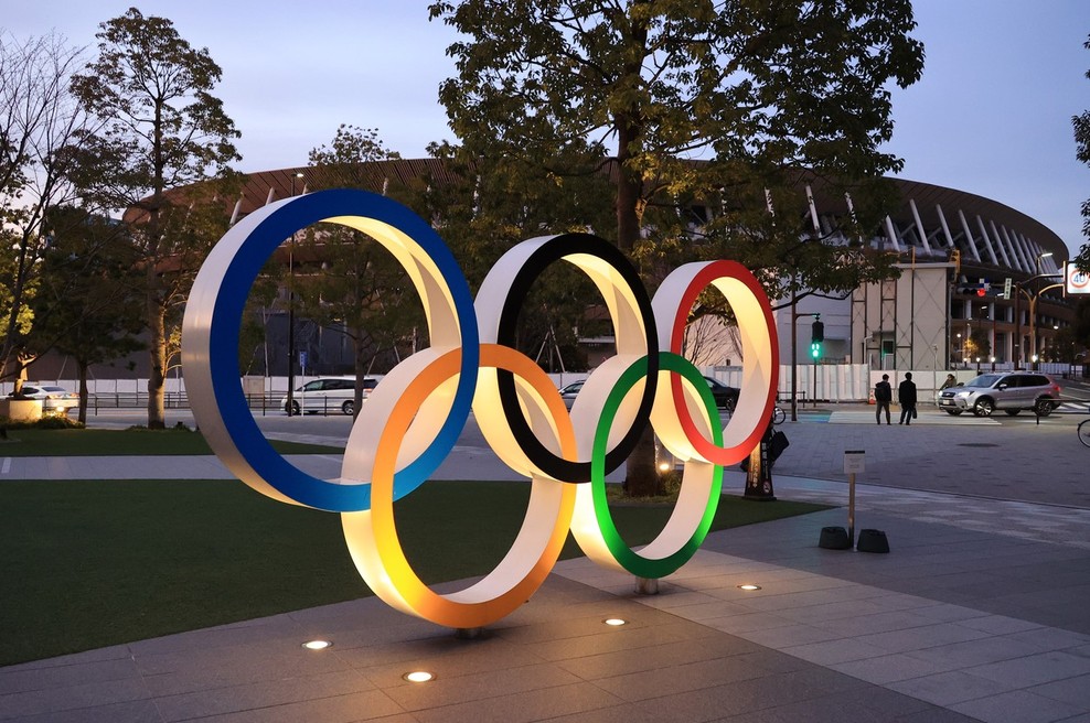 V ozadju japonskega nezaupanja v covid cepiva in posledic na prihajajoče olimpijske igre (foto: profimedia)
