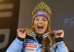 Tina Maze pred desetimi leti samostojni Sloveniji prismučala prvo zlato na svetovnih prvenstvih