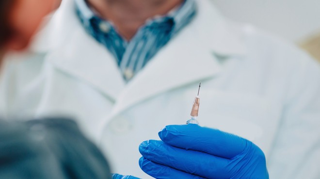 Evropa pri cepljenju proti covidu-19 ignorira ljudi z motnjami v duševnem zdravju (foto: Profimedia)