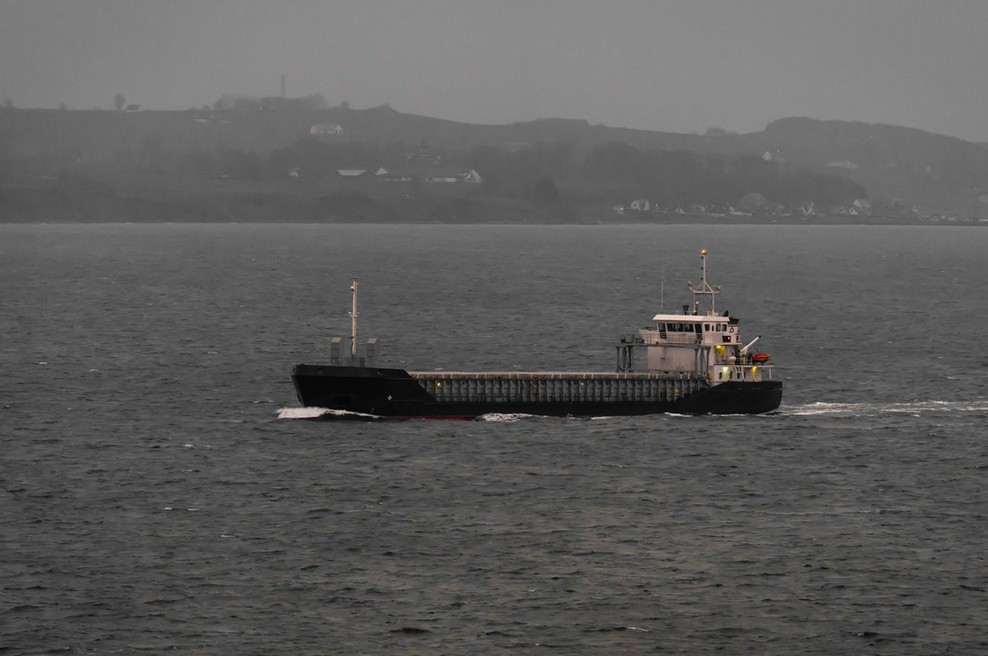 Po 16 urah v Južnem Pacifiku iz oceana rešili inženirja, ki je padel s palube (foto: profimedia)