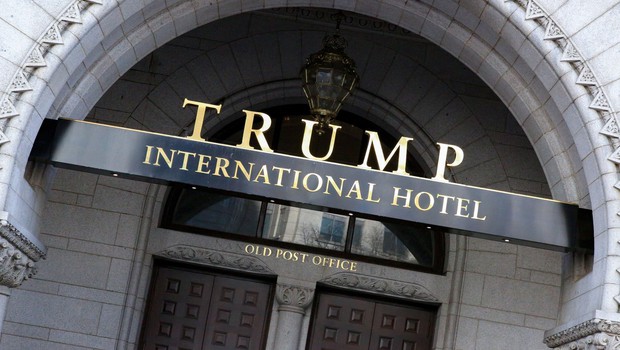 
                            7 bizarnih zahtev, ki se jih mora vsakodnevno držati osebje Trumpovih hotelov (foto: profimedia)