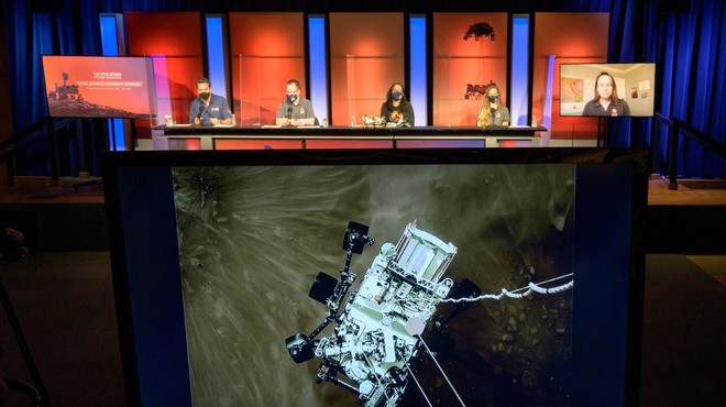 Internet je razvozlal skrivno sporočilo, ki ga je NASA skrila na padalo roverja Perseverance (foto: Profimedia)
