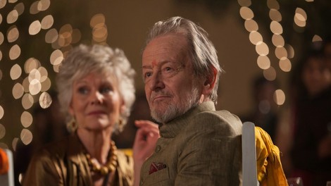 Poslovil se je britanski igralec Ronald Pickup