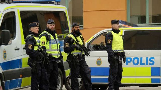 Na Švedskem več ranjenih v domnevnem terorističnem napadu (foto: Xinhua/STA)