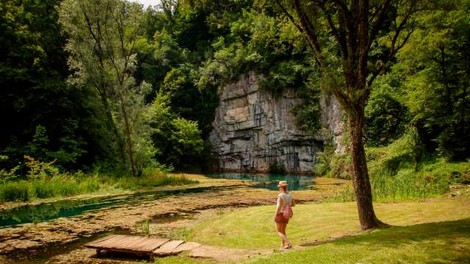 Poletna turistična sezona predvidoma podobna lanski