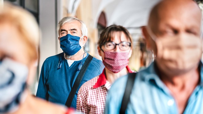 Pred točno letom dni je bila razglašena pandemija, število umrlih se približuje trem milijonom (foto: Shutterstock)