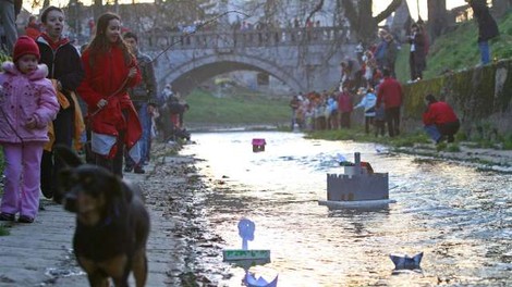 Današnje gregorjevo napoveduje težko pričakovano pomlad