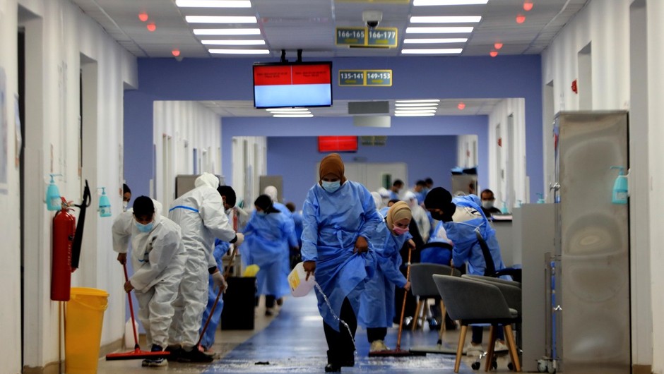 
                            Jordanski minister za zdravje odstopil, ker je v eni od bolnišnic zmanjkalo kisika (foto: profimedia)