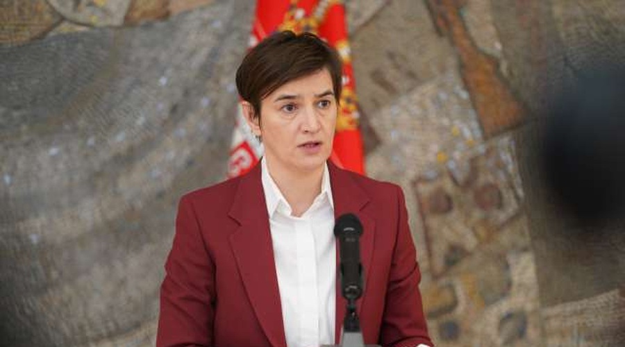 V Srbiji zaostrujejo ukrepe zaradi naraščanja okužb, v Črni gori o tem razmišljajo (foto: Tanjug/STA)