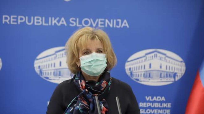 Beovićeva: V Sloveniji za zdaj ni bilo zabeleženih krvnih strdkov po cepljenju s cepivom AstraZenece (foto: Anže Malovrh/STA)