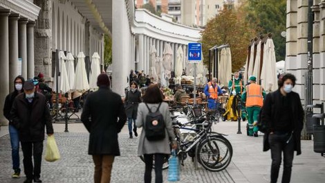 Slovenija po presežni umrljivosti konec 2020 črna ovca v EU