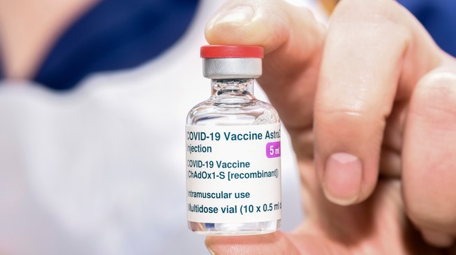 Cepivo AstraZenece ne ščiti dobro pred južnoafriško različico sars-cov-2 (foto: Profimedia)