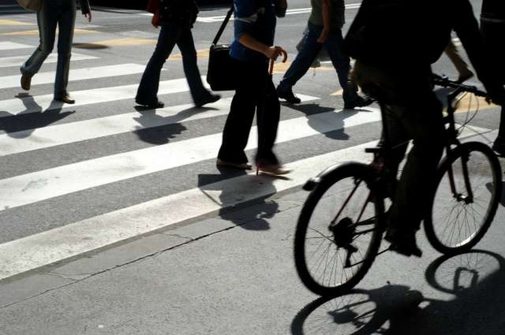 Evropski teden mobilnosti bo letos izpostavil pozitivne učinke hoje in kolesarjenja (foto: STA/Domen Grogl)
