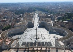Kriminalisti naj bi potrdili pranje denarja v t. i. vatikanski aferi Becciu