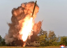 Nova provokacija Severne Koreje: V Japonsko morje so izstrelili dve balistični raketi