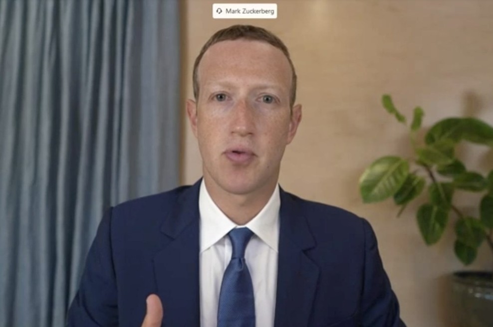 Kongresniki kritični do direktorjev Facebooka, Twitterja in Googla: Zastrupljate glave mladih (foto: Profimedia)