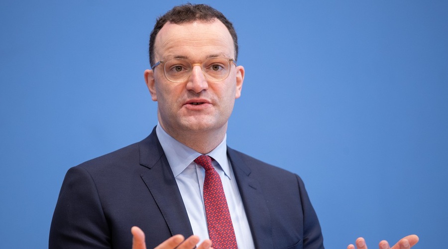 Nemški zdravniki ob hitrem širjenju okužb svarijo pred bližnjo preobremenjenostjo bolnišnic (foto: profimedia)