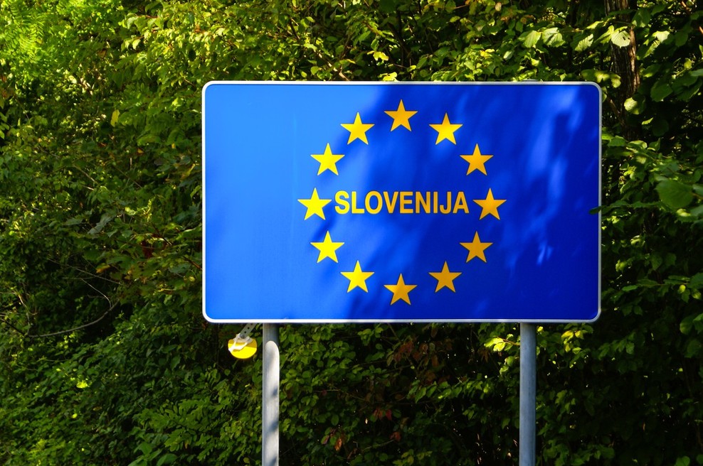 Od ponedeljka dodatno omejen prehod meje v in iz Slovenije (foto: profimedia)