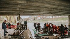 Potapljači iz Ljubljanice potegnili tono odpadkov