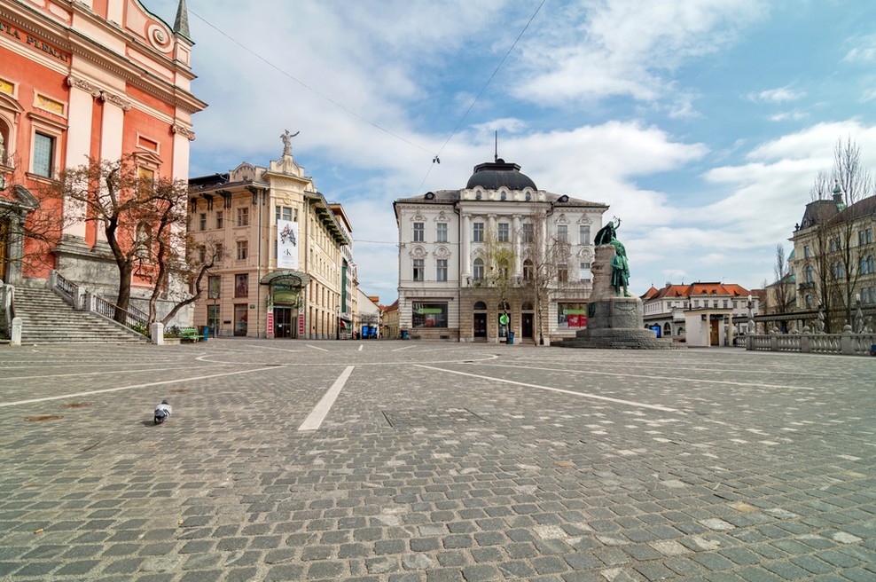 Podroben seznam vseh ukrepov med 11-dnevno zapora javnega življenja (foto: Shutterstock)